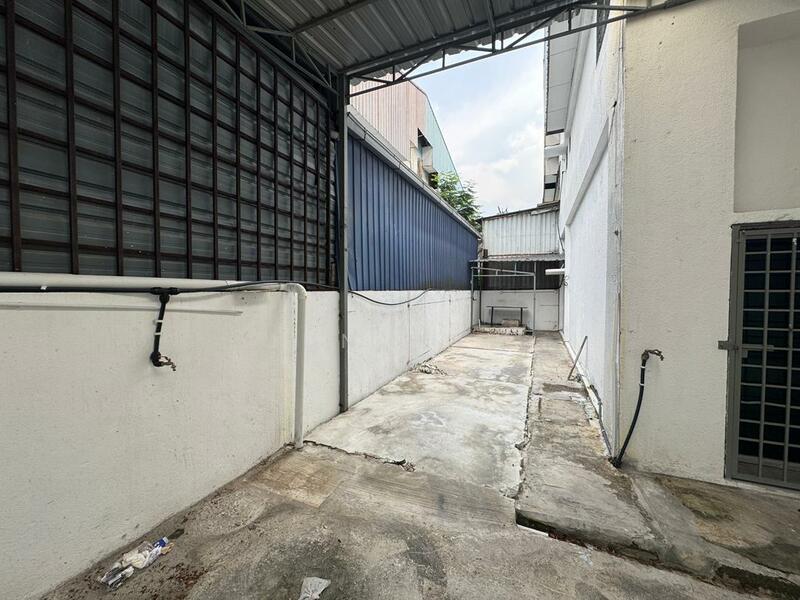 Semi-D Factory for Sale in Batu Caves (Selangor) - Jun How - Exterior - PropertyGuru.com.my