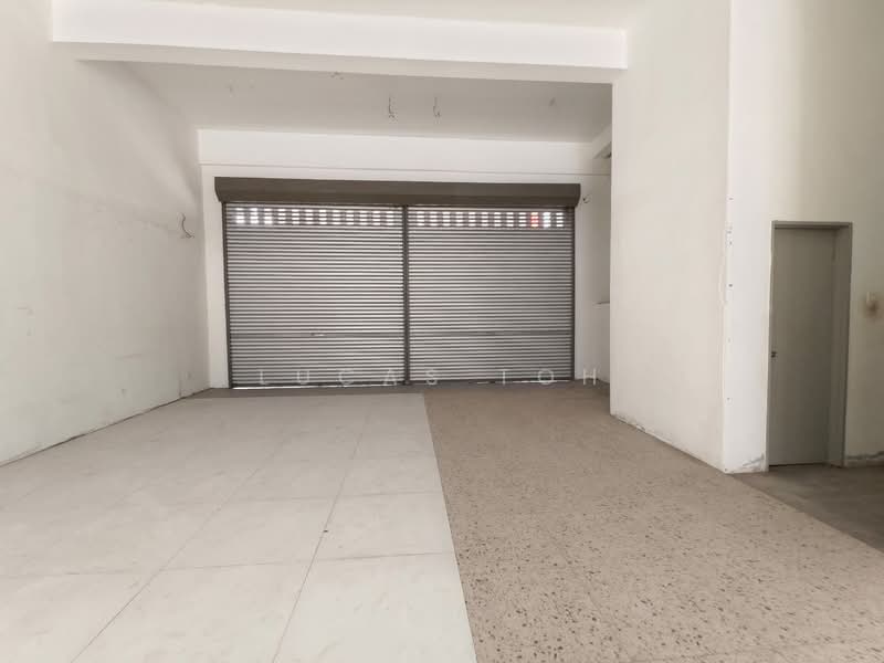 Shop for Rent in Puncak Alam (Selangor) - Lucas Toh - Interior - PropertyGuru.com.my