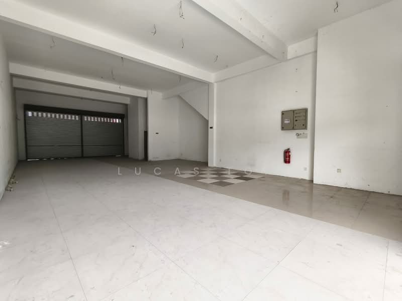Shop for Rent in Puncak Alam (Selangor) - Lucas Toh - Interior - PropertyGuru.com.my