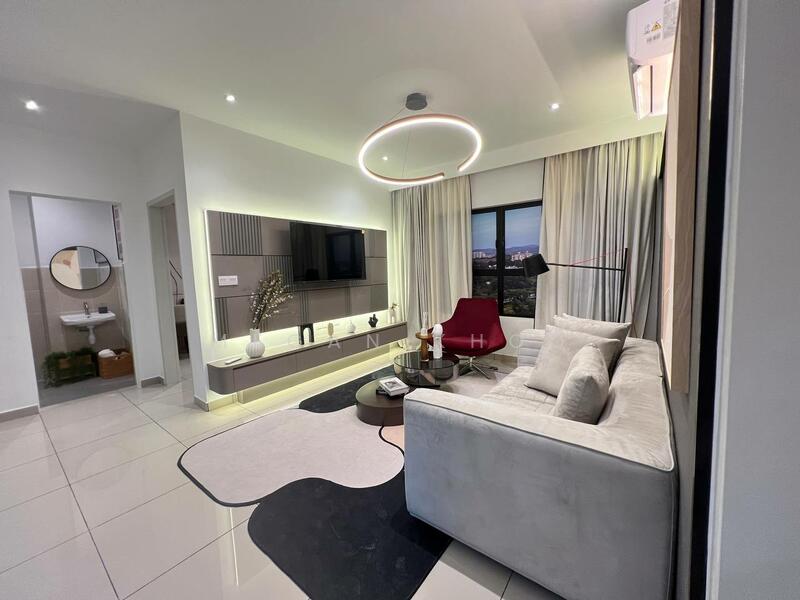 Pangsapuri untuk Dijual di Caladia Serviced Apartment - Megan Khoo - Living Room - PropertyGuru.com.my