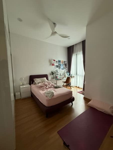 Semi-Detached House for Sale in Taman Molek (Johor Bahru) - Victor Lim - PropertyGuru.com.my