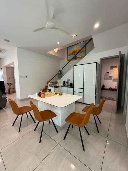 Semi-Detached House for Sale in Taman Molek (Johor Bahru) - Victor Lim - PropertyGuru.com.my