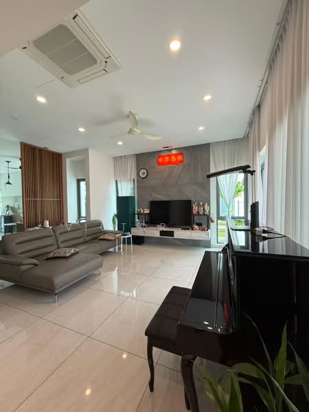 Semi-Detached House for Sale in Taman Molek (Johor Bahru) - Victor Lim - PropertyGuru.com.my