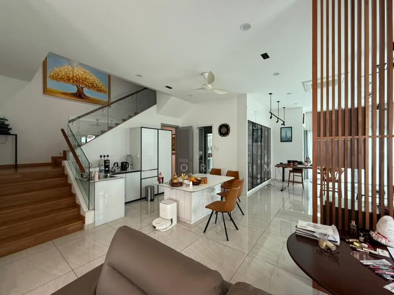 Semi-Detached House for Sale in Taman Molek (Johor Bahru) - Victor Lim - PropertyGuru.com.my