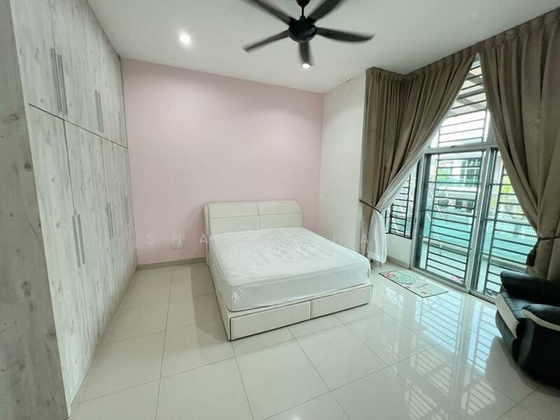 Mount Austin Mount Austins untuk Untuk Disewa - RM 3,000 /bulan, Mac 2026 - Bedroom - PropertyGuru.com.my