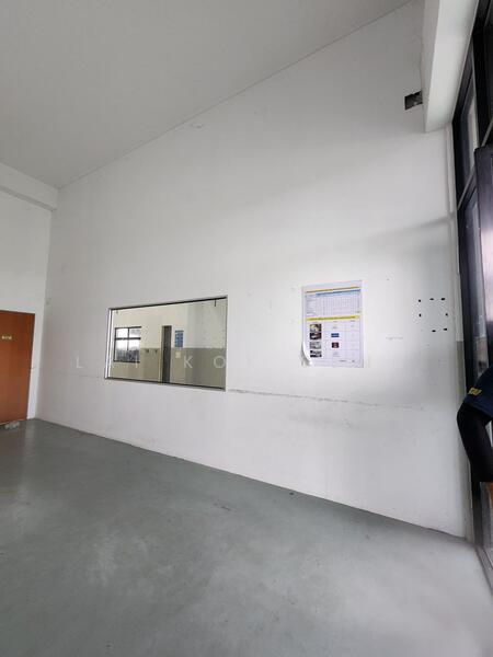 Cluster Factory for Rent in Eco Business Park 2 Senai (Senai) - Lai Kok Seng - Interior - PropertyGuru.com.my