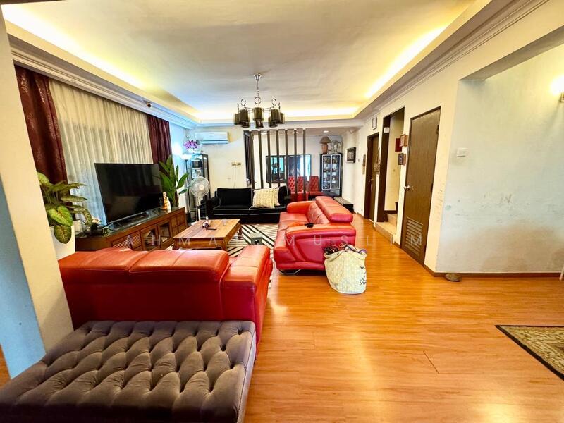 Untuk Dijual - U5, Taman Subang Bestari