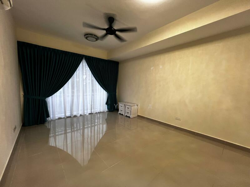 Townhouse for Sale in Puchong (Selangor) - Roy Ma - Living Room - PropertyGuru.com.my