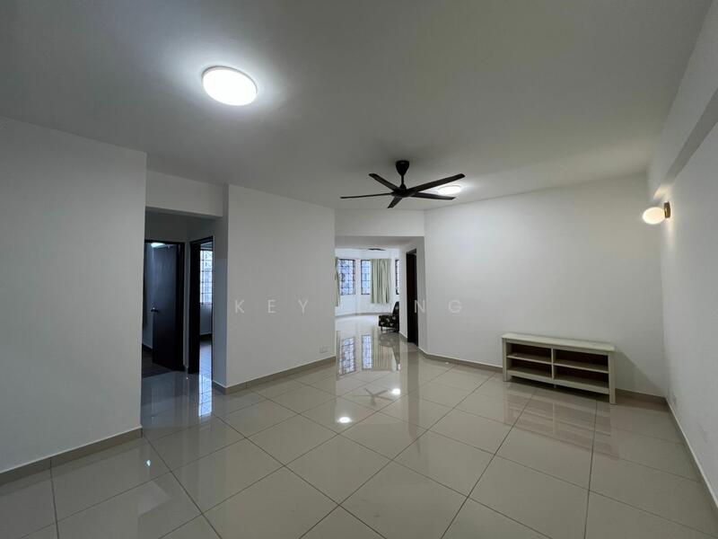 Condominium for Rent at Kelana D'Putera - Key Ling - Living Room - PropertyGuru.com.my