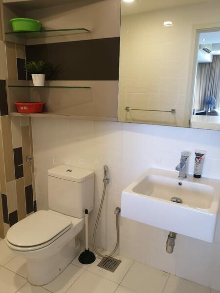 Service Residence for Sale at Verve Suites - Lucas Lim - Bathroom - PropertyGuru.com.my