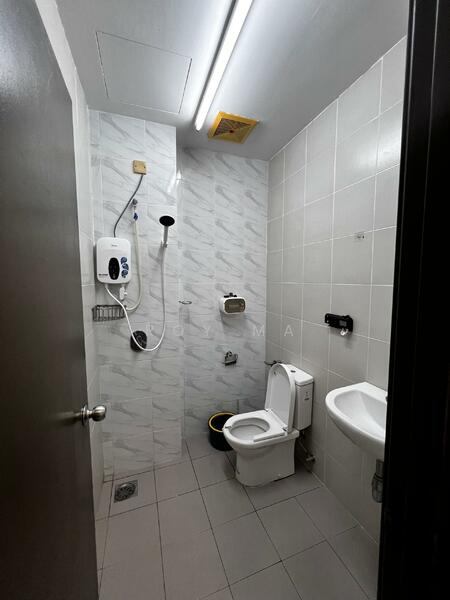 Townhouse for Sale in Puchong (Selangor) - Roy Ma - Bathroom - PropertyGuru.com.my