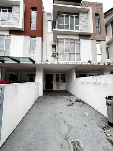Townhouse for Sale in Puchong (Selangor) - Roy Ma - PropertyGuru.com.my