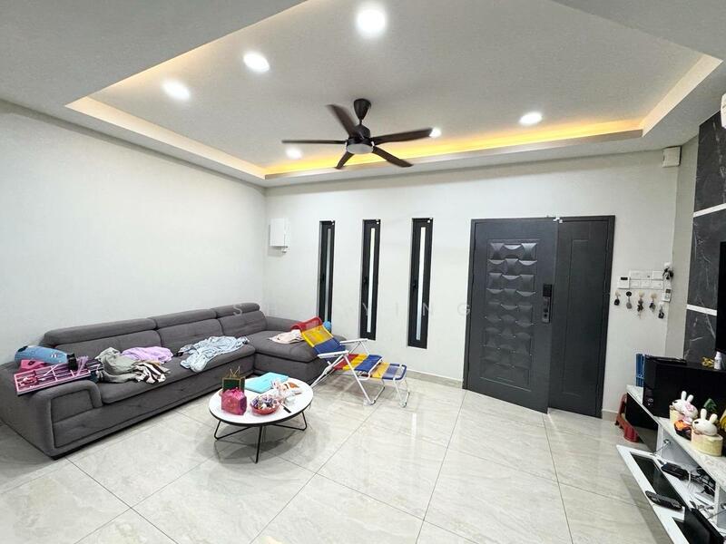 2-storey Terraced House for Sale in Taman Scientex Senai (Senai) - Shu Ying - Living Room - PropertyGuru.com.my