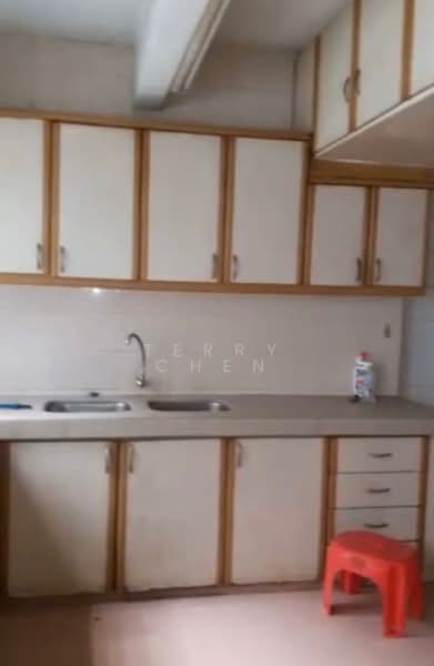 2-storey Terraced House for Sale in Taman Muhibbah (Seri Kembangan) - Terry Chen - Kitchen - PropertyGuru.com.my
