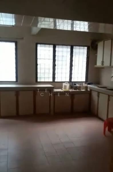 2-storey Terraced House for Sale in Taman Muhibbah (Seri Kembangan) - Terry Chen - Kitchen - PropertyGuru.com.my