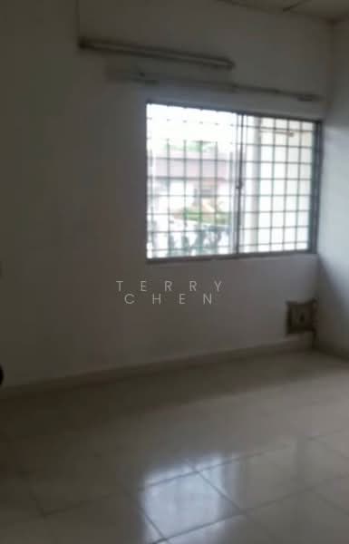 2-storey Terraced House for Sale in Taman Muhibbah (Seri Kembangan) - Terry Chen - Interior - PropertyGuru.com.my