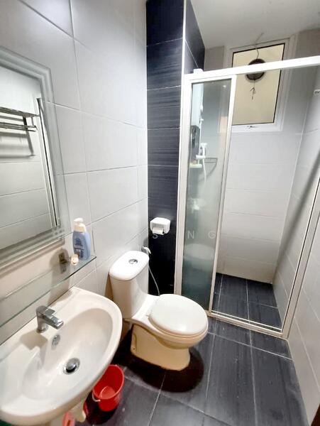 Reflections Condominium untuk Untuk Disewa - RM 1,500 /bulan, Feb 2026 - Bathroom - PropertyGuru.com.my
