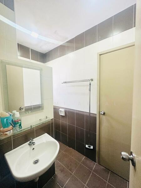 Seksyen 7 untuk Untuk Dijual - RM 650,000, Feb 2026 - PropertyGuru.com.my