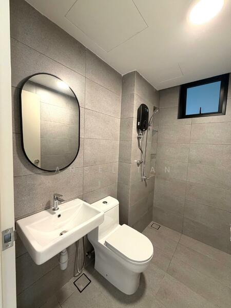 Service Residence for Rent at Vivo Executive Apartment - Ansel Tan - Bathroom - PropertyGuru.com.my
