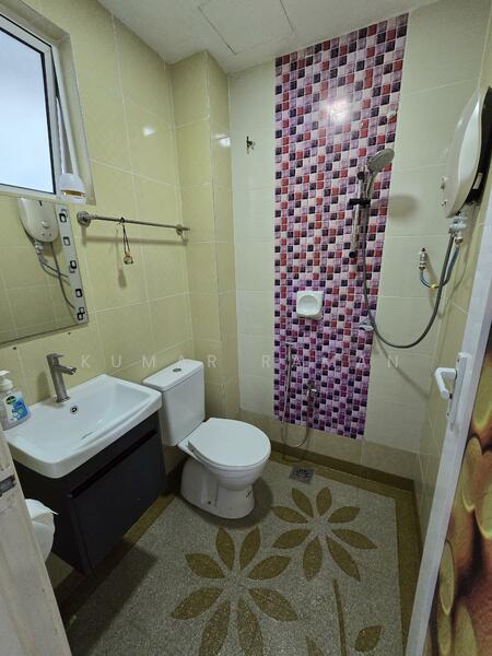 Bathroom Ground Floor