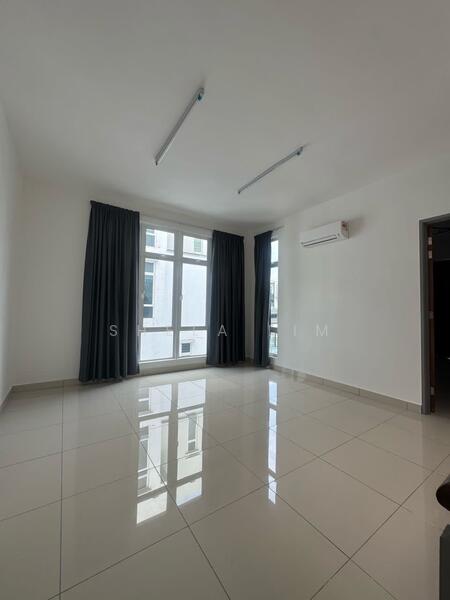 2-storey Terraced House for Rent in Iskandar Puteri (Nusajaya) (Johor) - Shela Lim - Living Room - PropertyGuru.com.my