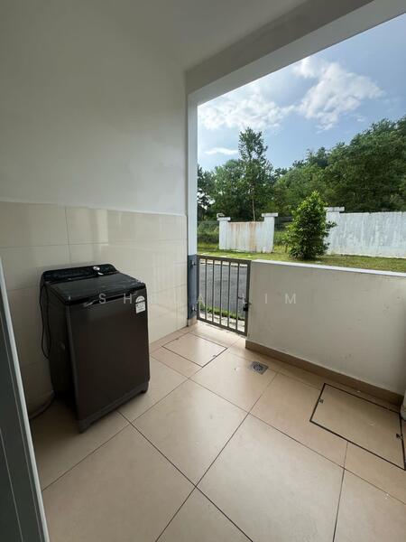 2-storey Terraced House for Rent in Iskandar Puteri (Nusajaya) (Johor) - Shela Lim - Balcony - PropertyGuru.com.my
