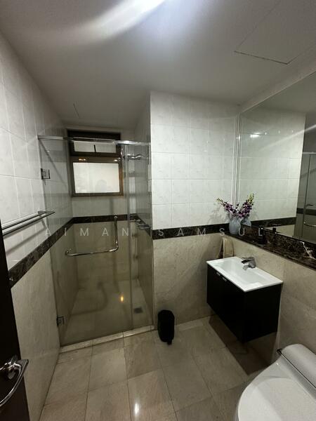 Condominium for Sale at Hampshire Residences - Aiman Samsul - Bathroom - PropertyGuru.com.my