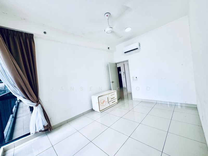 Servis Apartment untuk Disewa di Setia City Residences - Jansen Khoo - Balcony - PropertyGuru.com.my