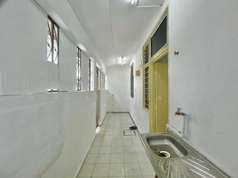2-storey Terraced House for Sale in Taman Sutera (Kajang) - Mohd Aizat Saiful Bahri - Corridor - PropertyGuru.com.my