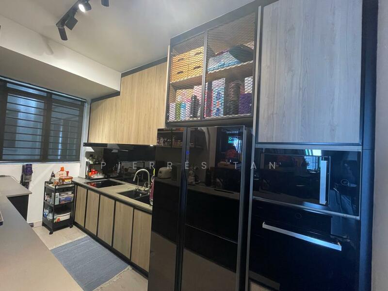 Condominium for Sale at Scenaria @ North Kiara Hills - Pierres Tan - Kitchen - PropertyGuru.com.my