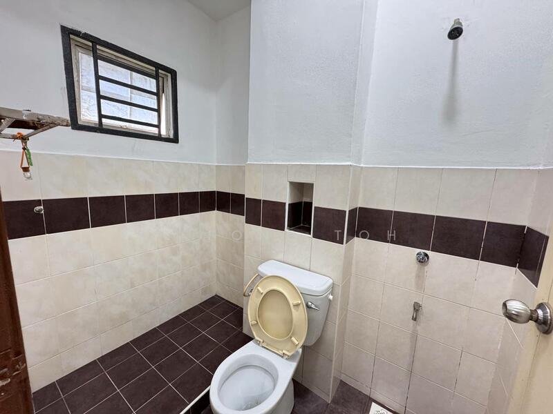 2-storey Terraced House for Sale in Taman JP Perdana (Johor Bahru) - Ee Fong Toh - Bathroom - PropertyGuru.com.my