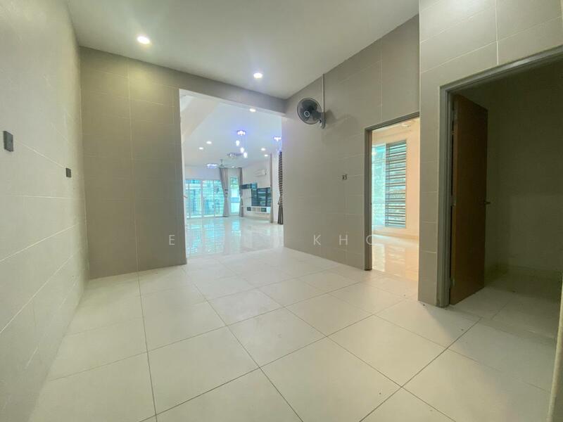 Semi-Detached House for Sale in Shah Alam (Selangor) - Emily Kho - PropertyGuru.com.my