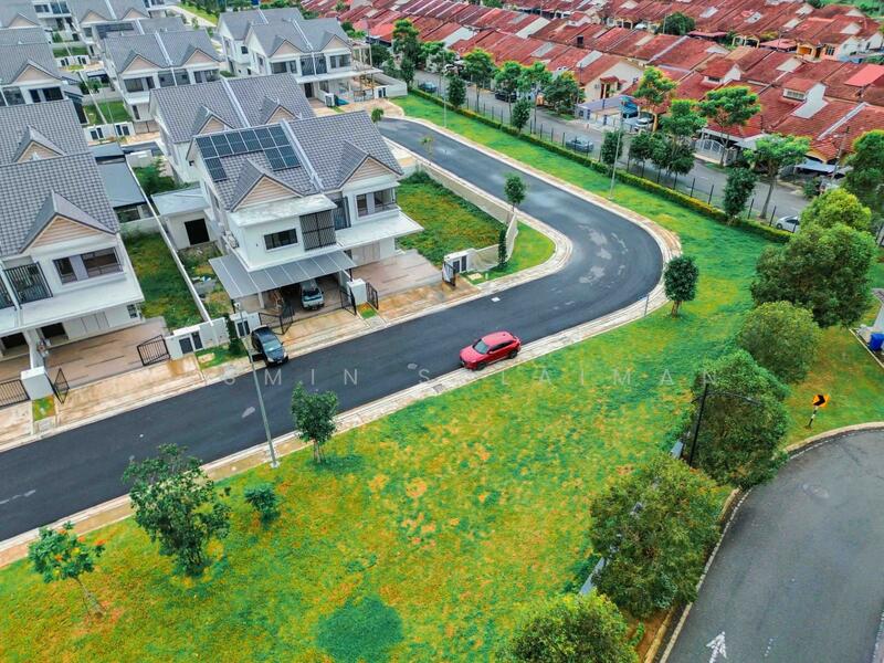 Semi-Detached House for Sale in Cyber 10 (Cyberjaya) - Yasmin Sulaiman - Exterior - PropertyGuru.com.my