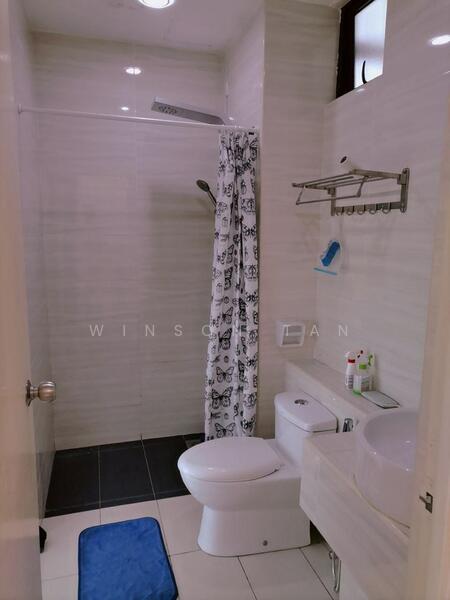 Service Residence for Sale at D'Summit Residences - Winson Tan - Bathroom - PropertyGuru.com.my