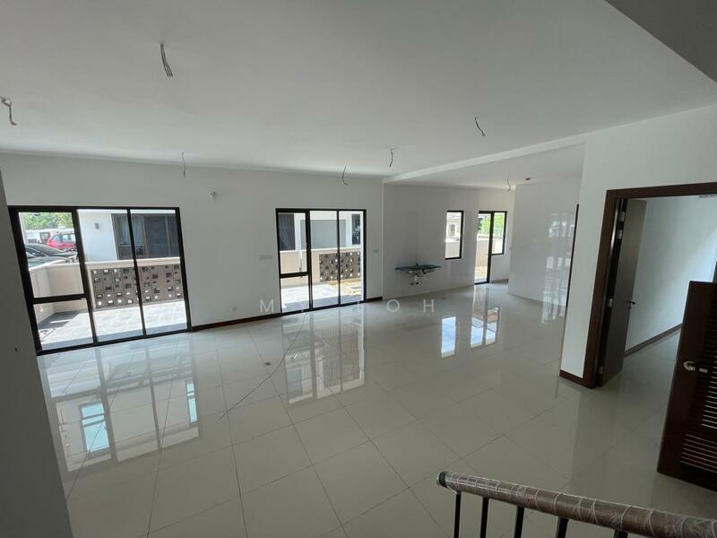 Semi-Detached House for Sale in Rawang (Selangor) - MY Loh - Living Room - PropertyGuru.com.my