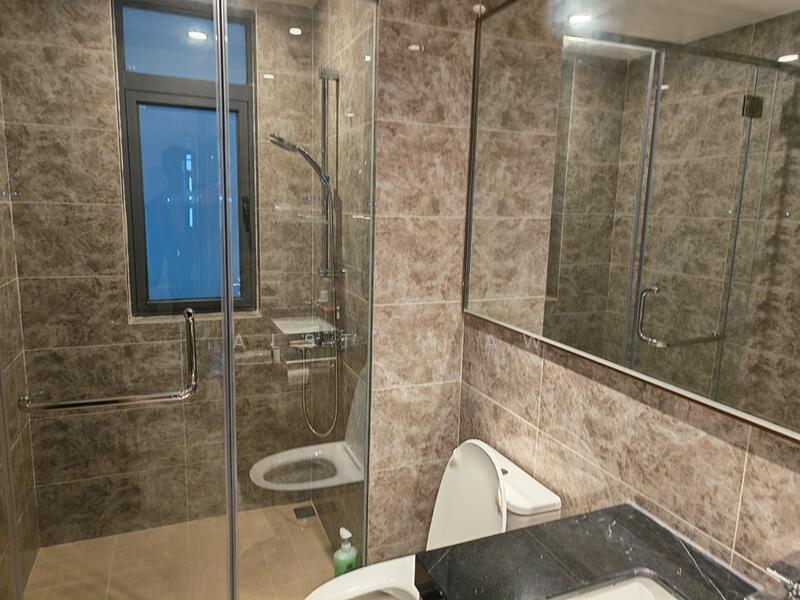 R&F Princess Cove Phase 1 untuk Untuk Disewa - RM 3,900 /bulan, Mac 2026 - Bathroom - PropertyGuru.com.my