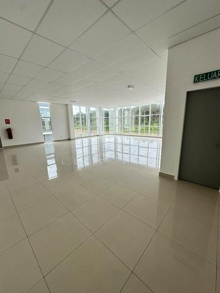 Desa Cemerlang Desas Cemerlangs untuk Untuk Disewa - RM 12,500 /bulan, Mac 2026 - Entrance - PropertyGuru.com.my