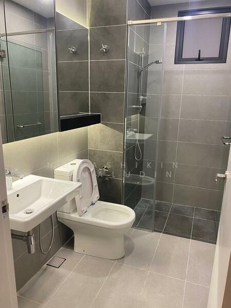 Service Residence for Rent at Sunway Belfield - Norashikin Jamaludin - Bathroom - PropertyGuru.com.my