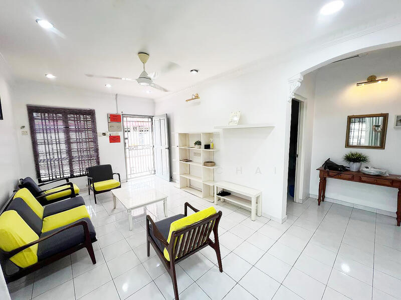 Rumah Teres 1 Tingkat untuk Dijual di Batu Gajah (Perak) - Kevin Chai - Living Room - PropertyGuru.com.my