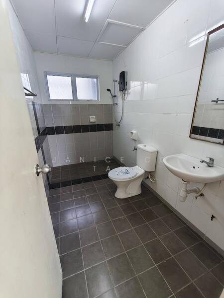 Service Residence for Sale at Koi Kinrara - Janice CC Tan - Bathroom - PropertyGuru.com.my