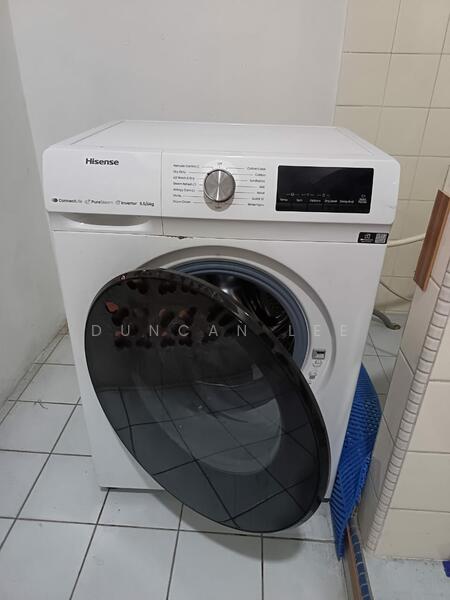 Untuk Disewa - The Forum