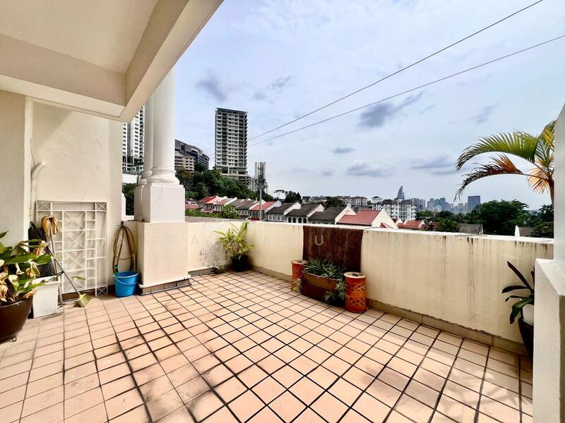 Tivoli Villas untuk Untuk Dijual - RM 868,000, Mac 2026 - Balcony - PropertyGuru.com.my