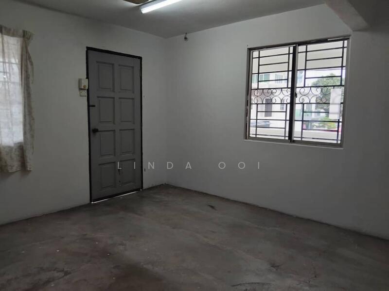 Rumah Teres 2-Tingkat untuk Dijual di Taman Koperasi Polis (Batu Caves) - Linda Ooi - master bedroom - PropertyGuru.com.my