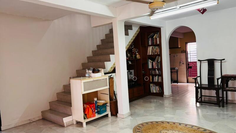 Rumah Teres 2-Tingkat untuk Dijual di Taman Koperasi Polis (Batu Caves) - Linda Ooi - Living Room - PropertyGuru.com.my