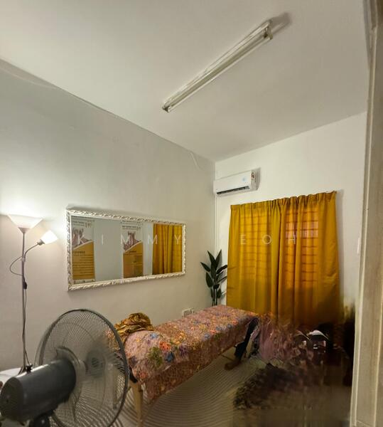 Living ground floor guest room