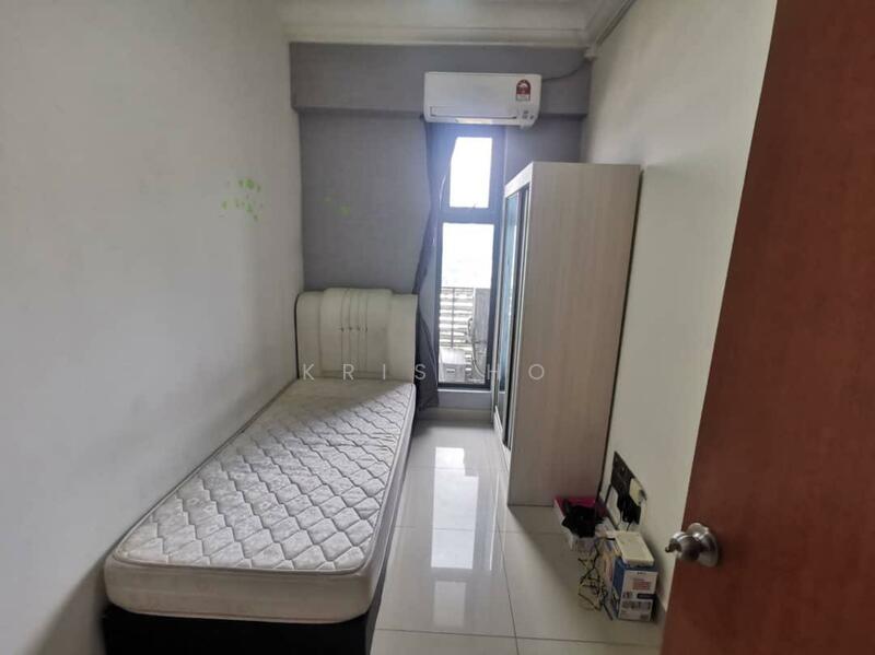 Service Residence for Sale at V@SUMMERPLACE - Kris Ho - Bedroom - PropertyGuru.com.my