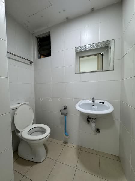 Kondominium untuk Disewa di Casa Tropicana - Max Tan - Bathroom - PropertyGuru.com.my