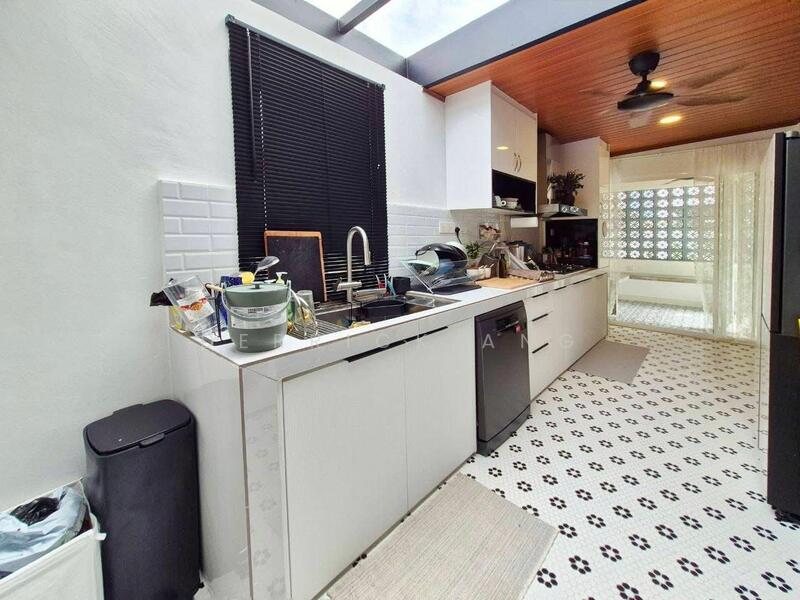 Semi-Detached House for Sale in Elmina (Shah Alam) - Derrick Ang - Kitchen - PropertyGuru.com.my