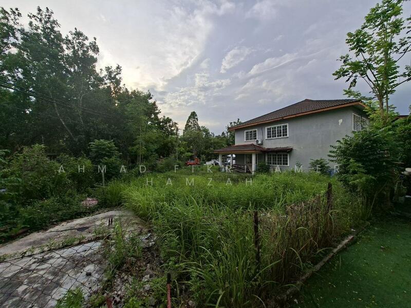 2-storey Terraced House for Sale in Taman Saujana Puchong (Seri Kembangan) - Ahmad Fikri Amer Hamzah - Exterior - PropertyGuru.com.my