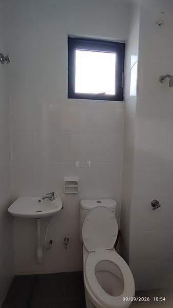Semi-Detached House for Sale in Kota Kemuning (Shah Alam) - ET Cheah - Maid's Bathroom - PropertyGuru.com.my